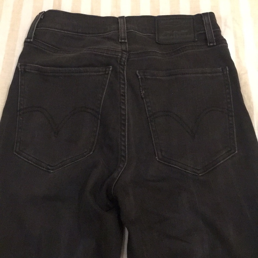 Levi’s mile- high super skinny jeans